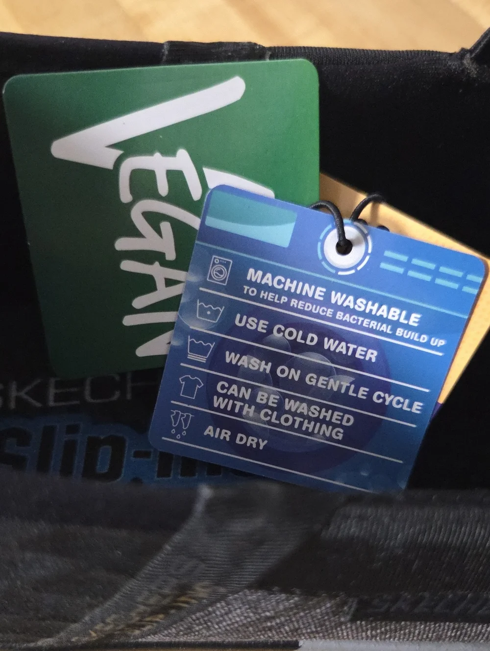 Skechers hands free